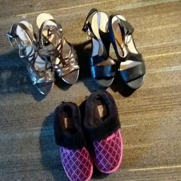 clothes - Picture 5 of 8